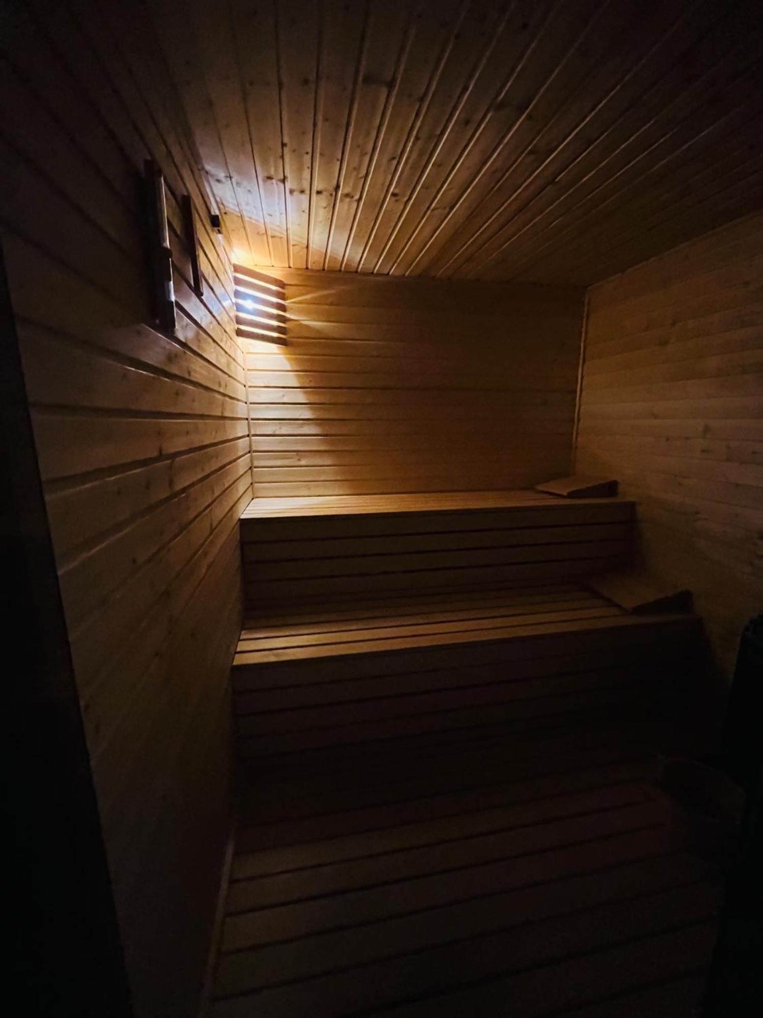 La Park Aparthotel Kudowa Zdroj Luaran gambar