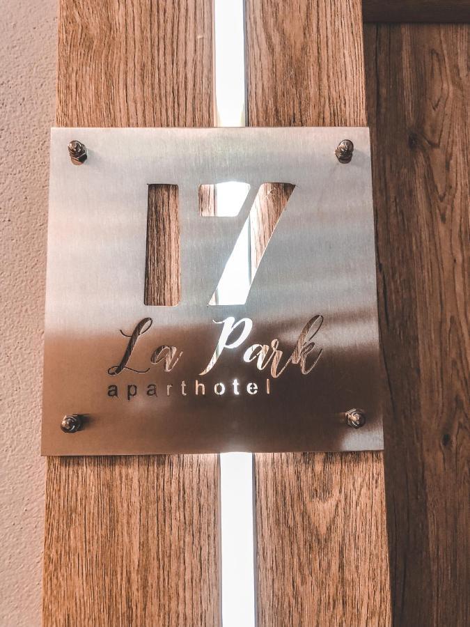 La Park Aparthotel Kudowa Zdroj Luaran gambar